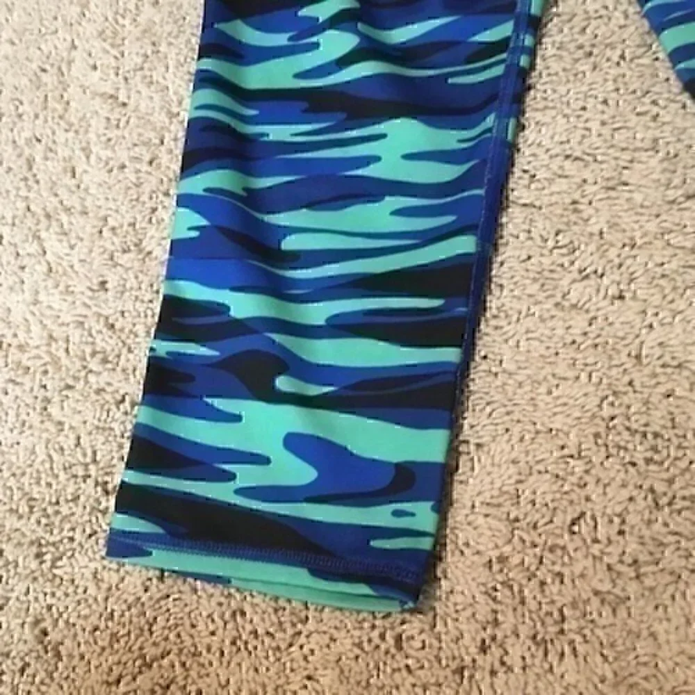 Old Navy Girls size large 10/12 Capri leggings